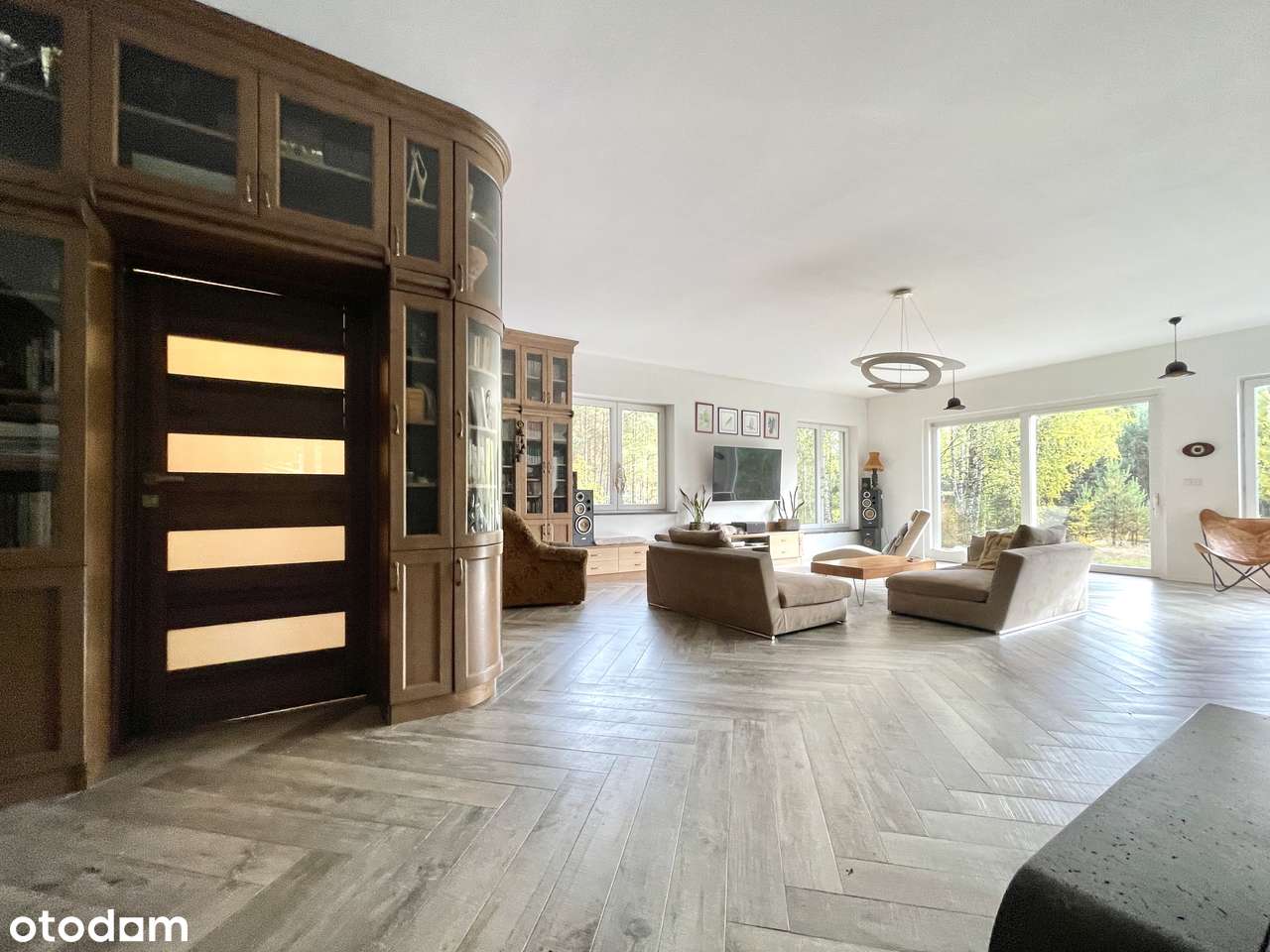 Posiadłość pod Warszawą z Basenem, własnym lasem i jeziorem.-4