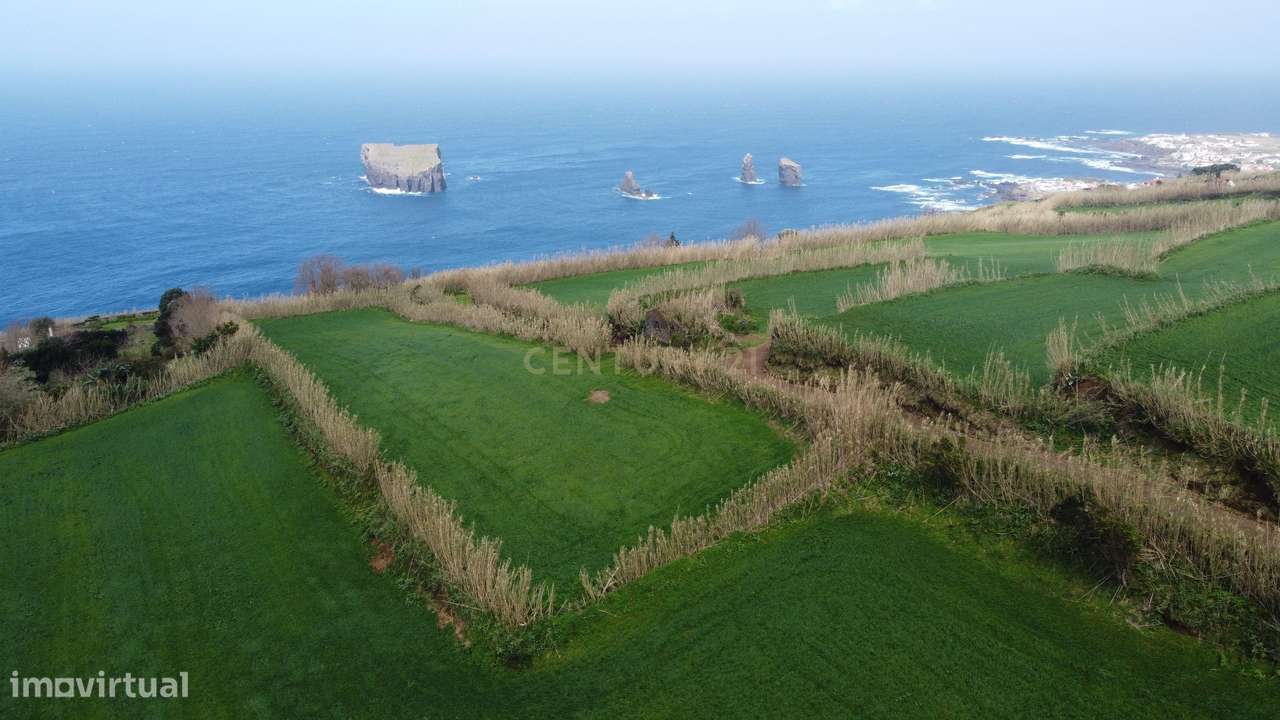 Terreno à venda nos Mosteiros - Grande imagem: 3/4