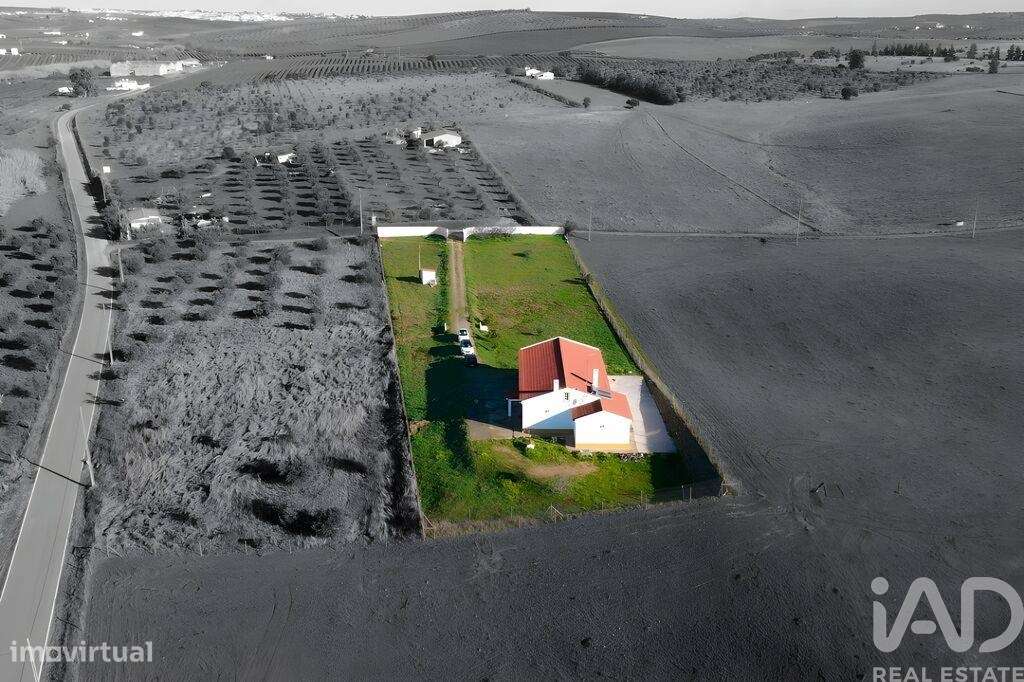 Quinta T4 em Nossa Senhora da Expectação de 198 m2 - Grande imagem: 3/33