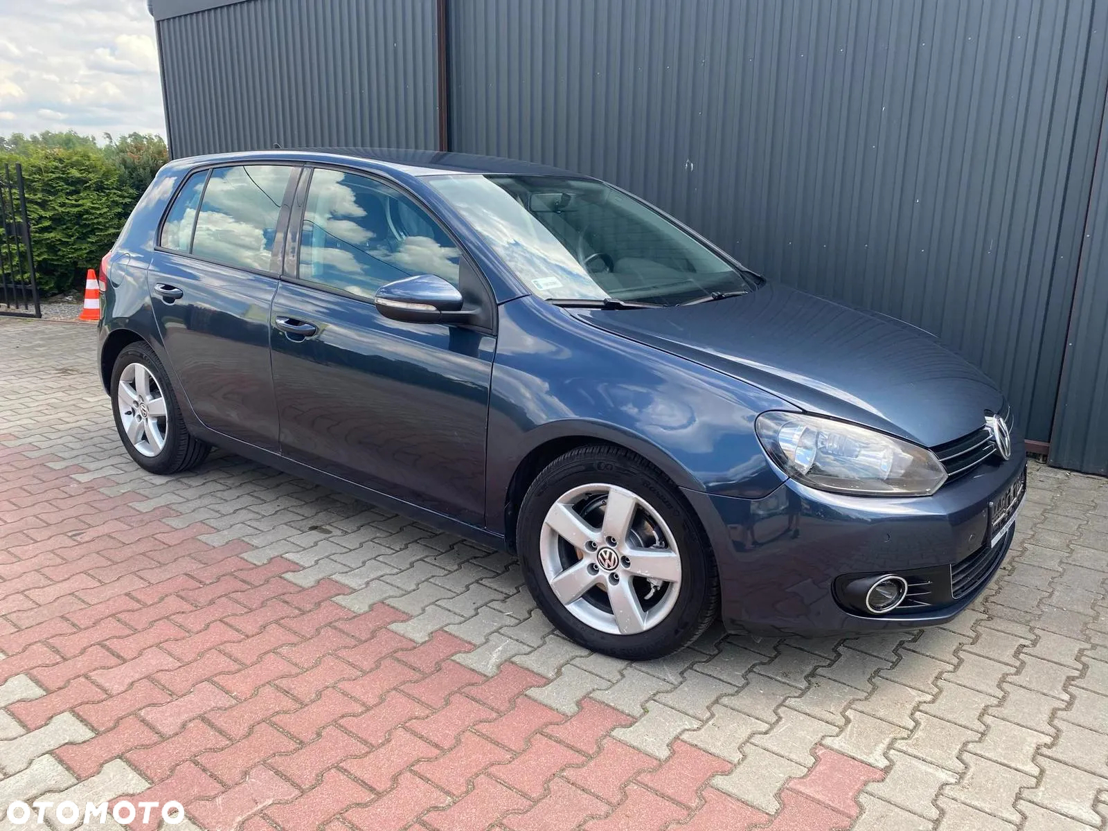 Volkswagen Golf VI 1.6 TDI Comfortline - 4