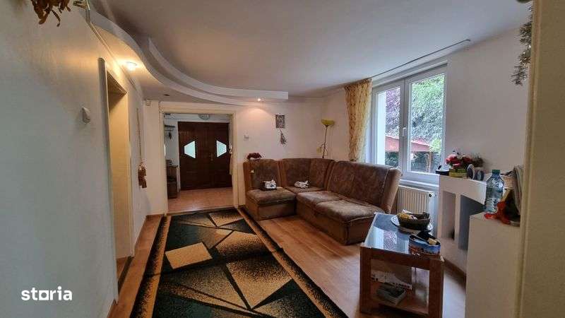PRET REDUS ! Casa D+P+M situata in Targu Jiu, str. Iezureni - Imagine principală: 1/7