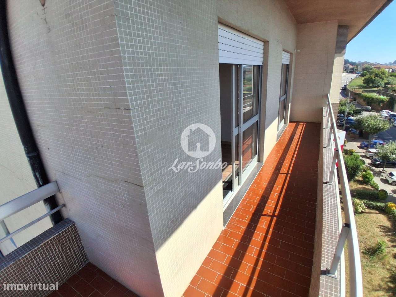 T3 Remodelado com 3 Frentes, Varandas, Elevador e Garagem | Fânzere...-12