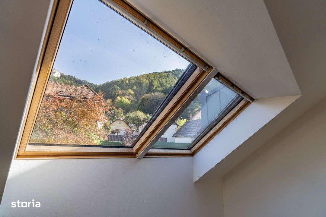 Vila de poveste in centrul vechi al Brasovului-8