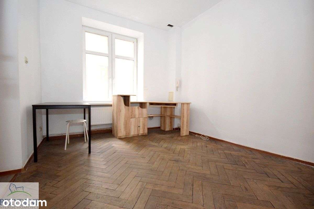 Lokal usługowy na sprzedaż w Sosnowcu-0