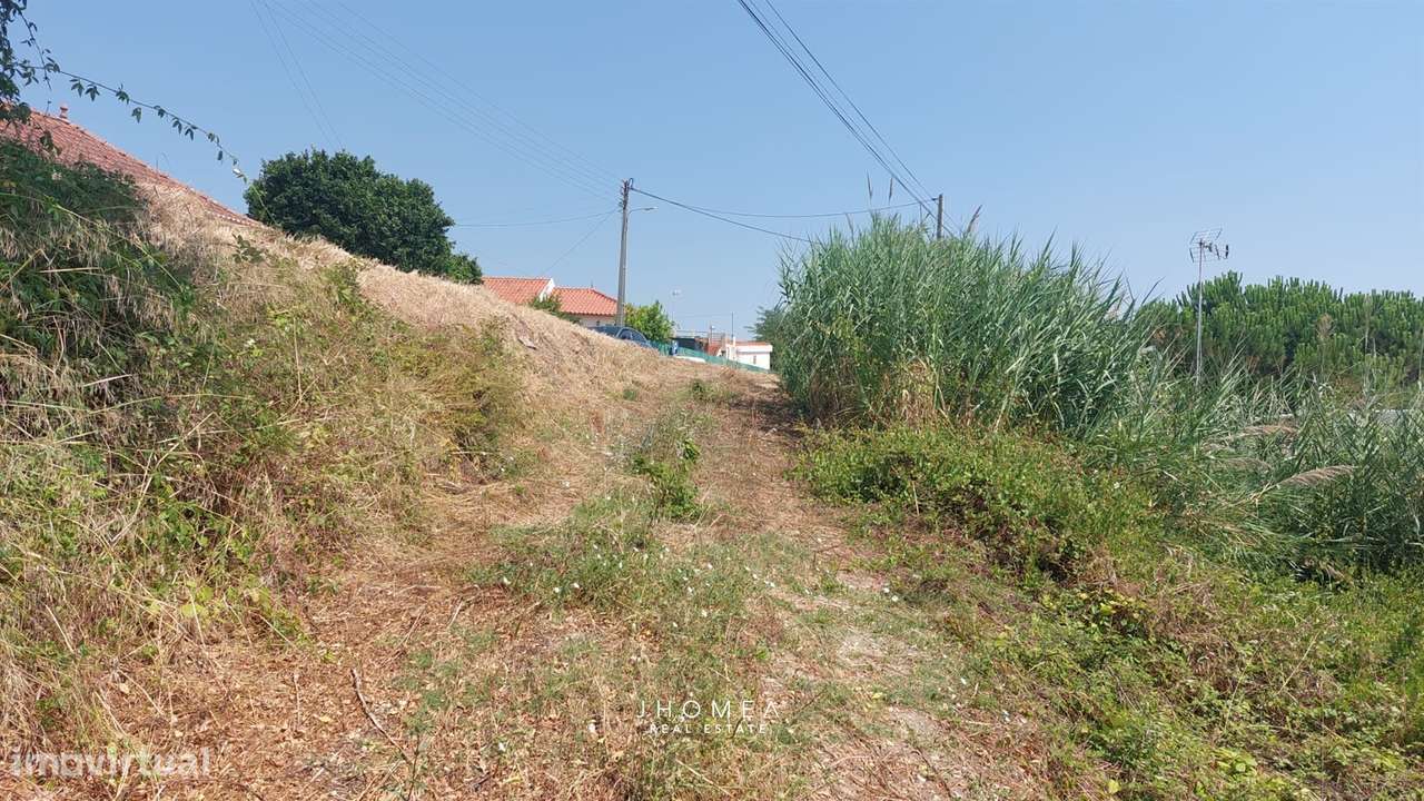 Terreno com oportunidade de construir - Grande imagem: 4/8