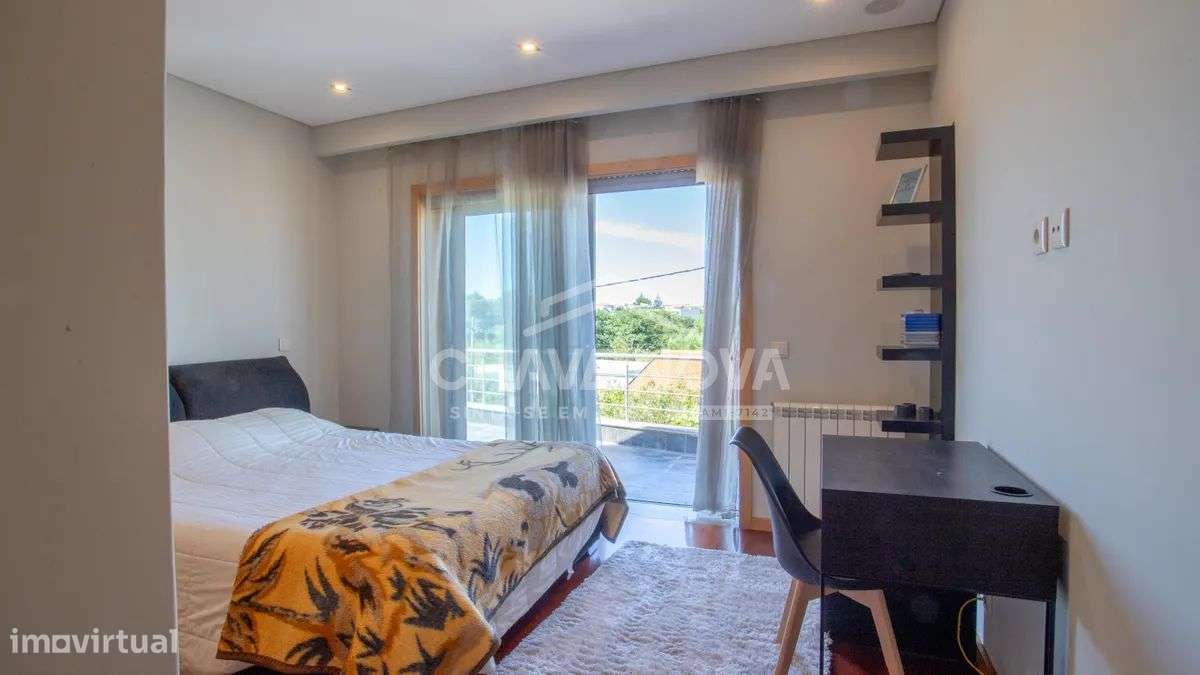 Moradia isolada V4 em Canidelo-28