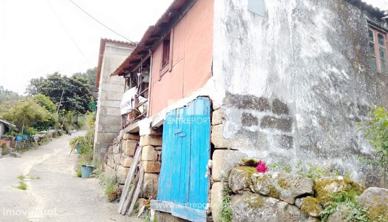 Venda Moradia para reconstruir, Vistas Rio Douro, Santiago de de Piãe