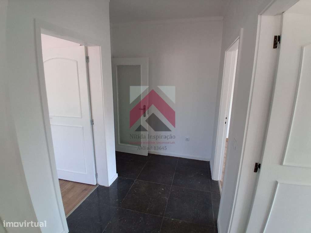 Apartamento T3 remodelado, localizado em Fânzeres (Gondomar)-15