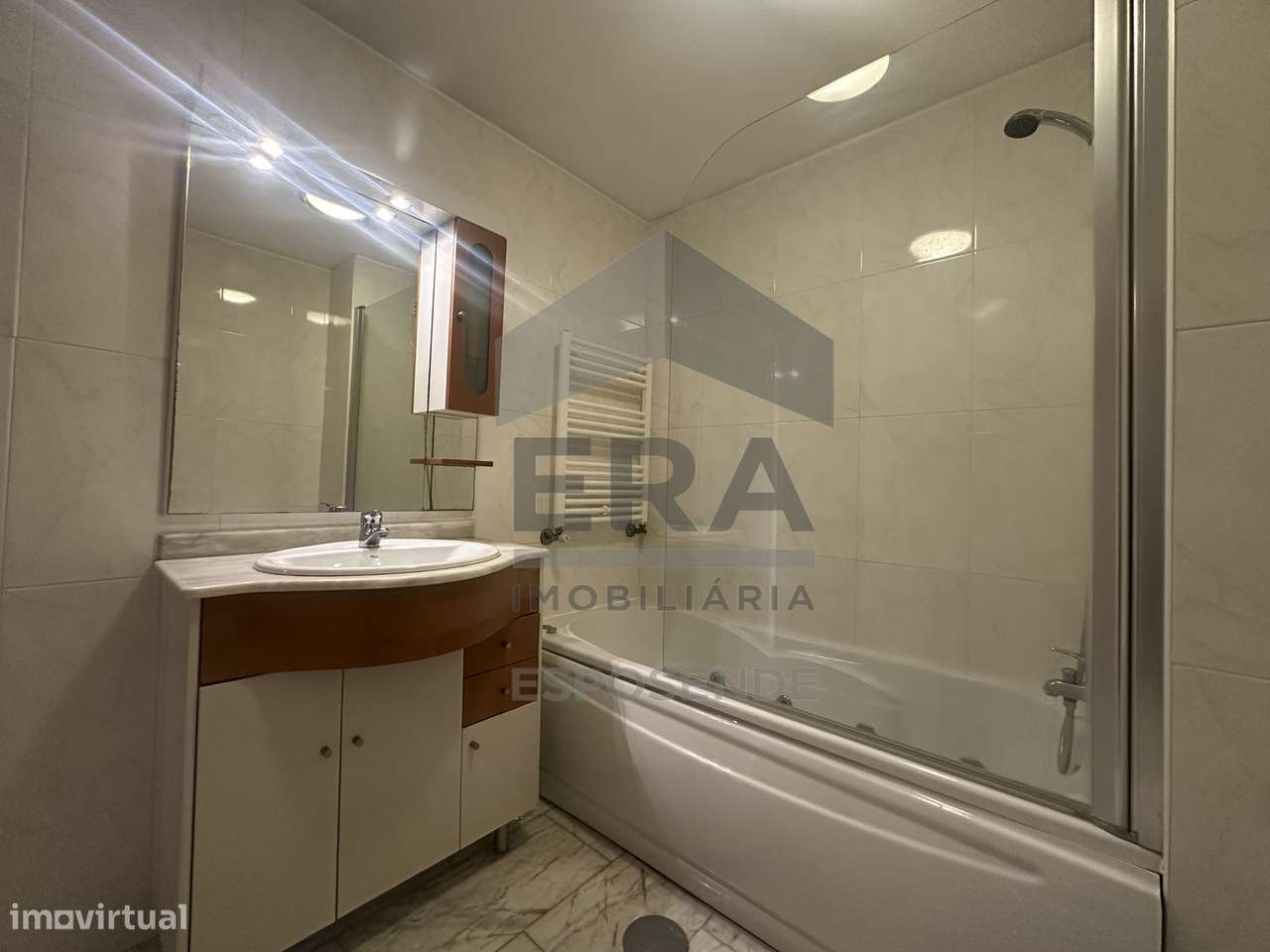 Moradia com vista mar nas Marinhas-16