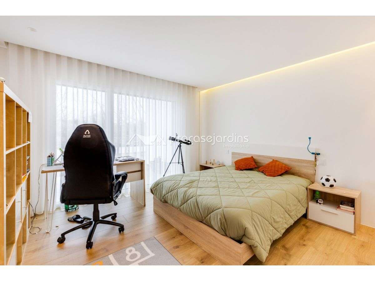 Moradia T5 Contemporânea e elevada eficiência energética – Amor, Le...-30
