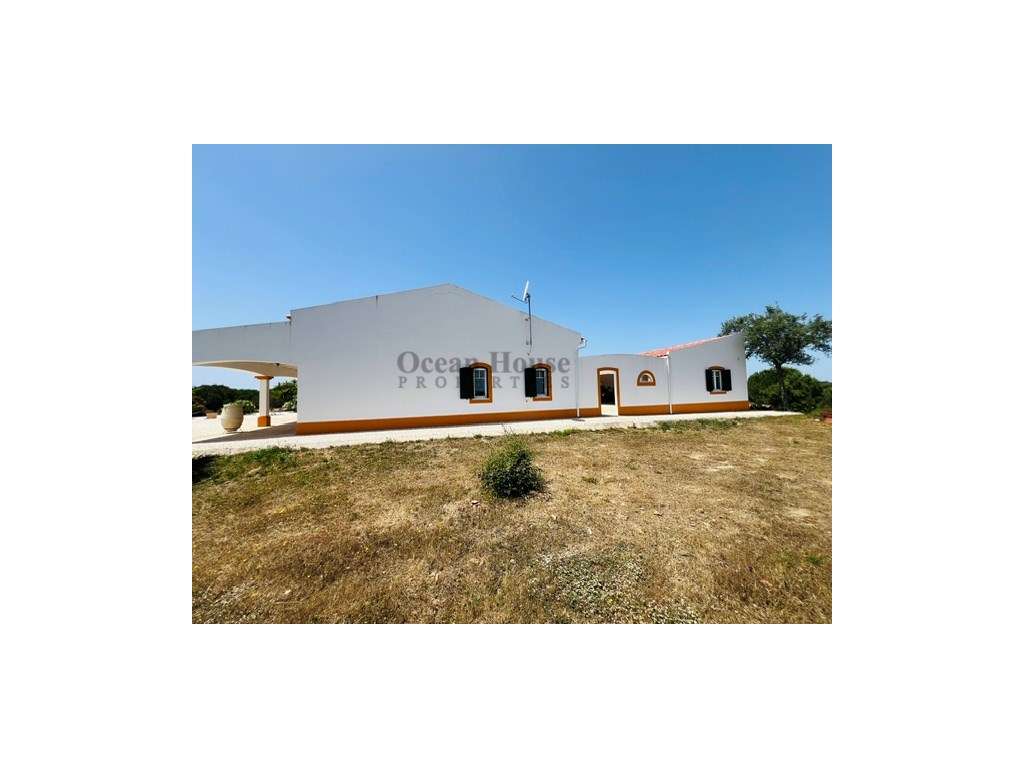 Herdade renovada com 4 quartos e piscina em Ourique.-25
