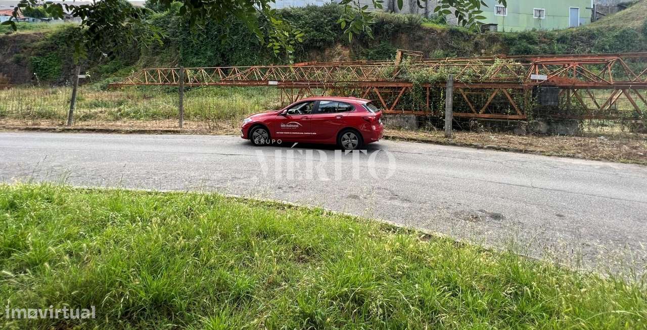 Terreno para construção em altura inserido em loteamento - Grande imagem: 4/13