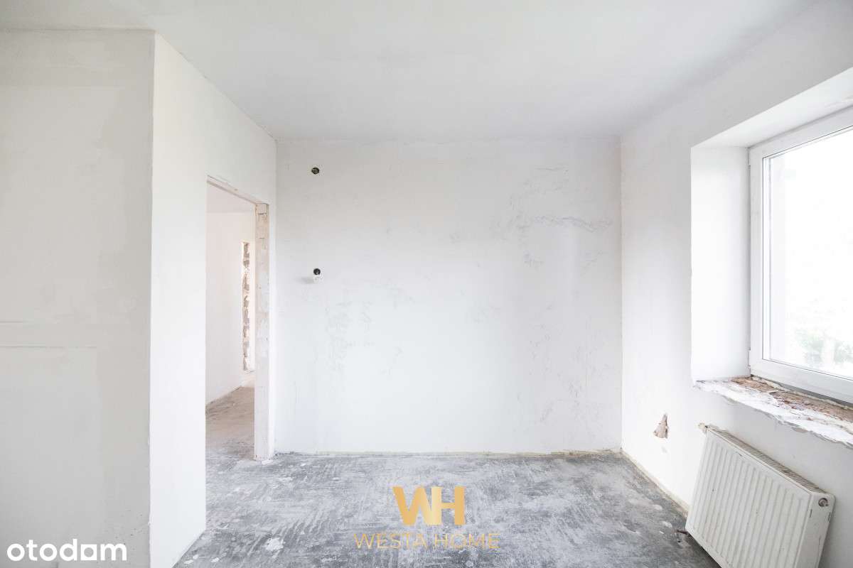 Dom wolnostojący w otoczeniu drzew. Zakroczym.-17