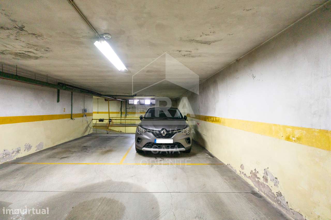 T2 com garagem e varanda junto à N1 – Seixezelo-29