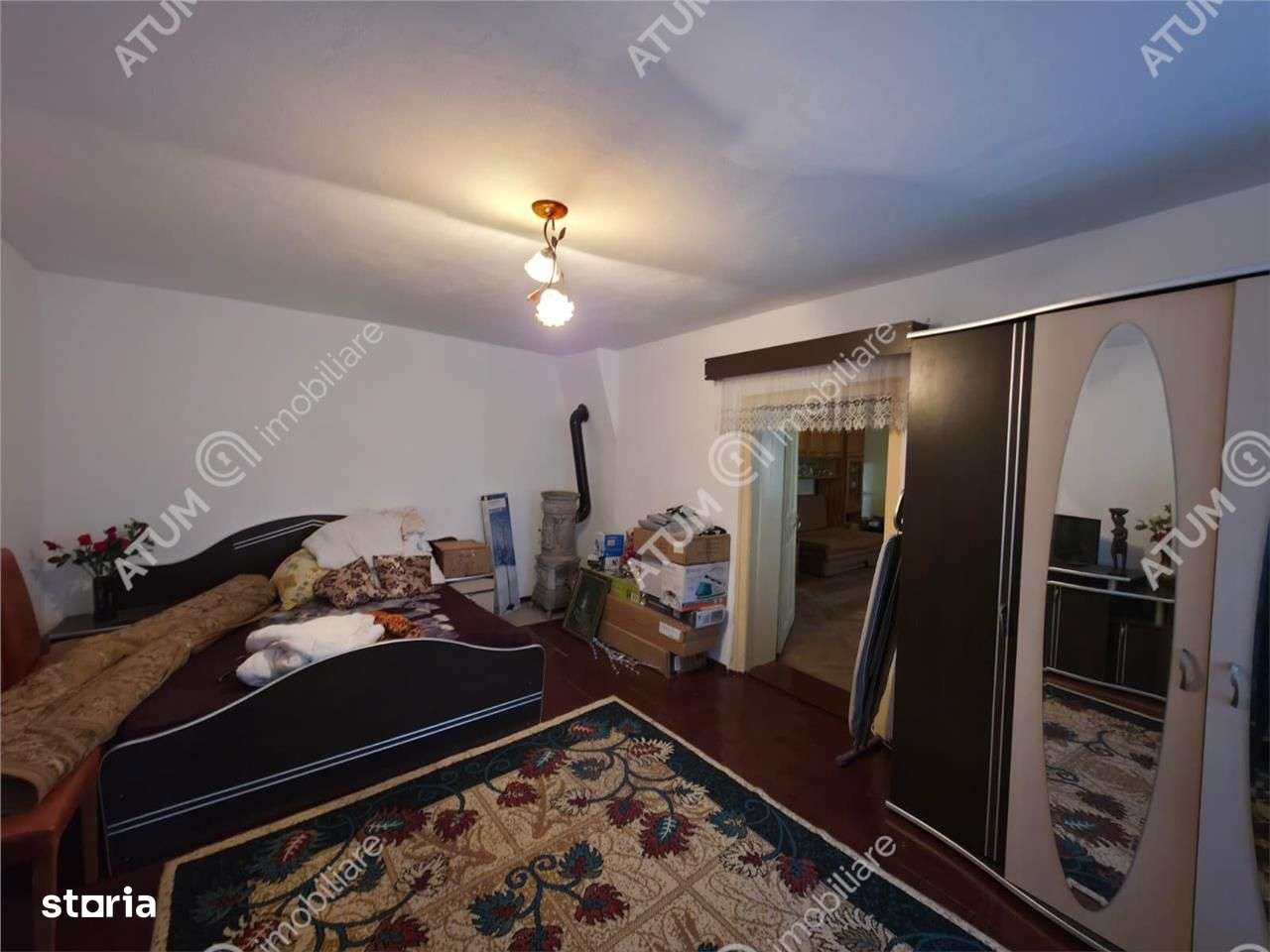 Apartament la casa cu 3 camere in zona Piata Cluj din Sibiu - Imagine principală: 2/14