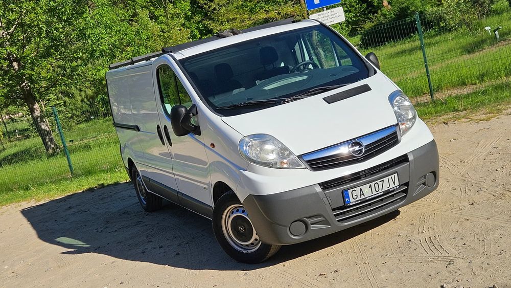 Opel Vivaro 2012