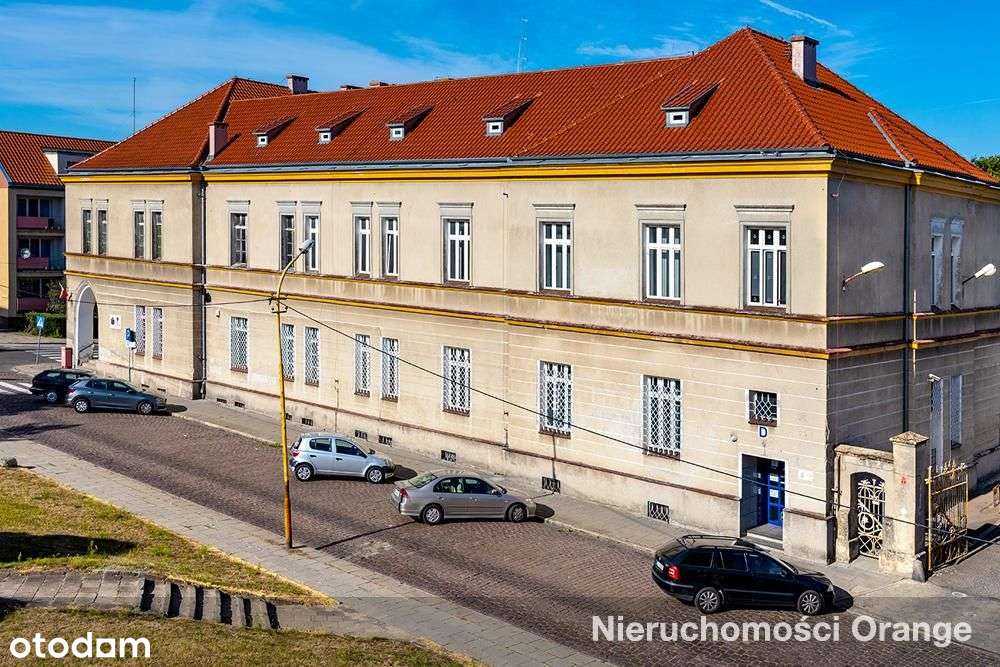 Zespół budynków biurowych w centrum miasta-3