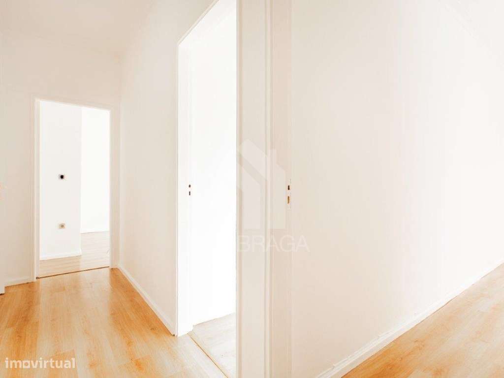 Venda | Apartamento T3 | S. Lázaro - Carandá - Grande imagem: 4/23