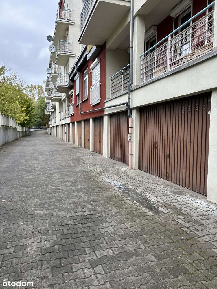 Naramowice ul. Błażeja|Żurawiniec|68,6 m2|GARAŻ|Blisko tramwaj|-17