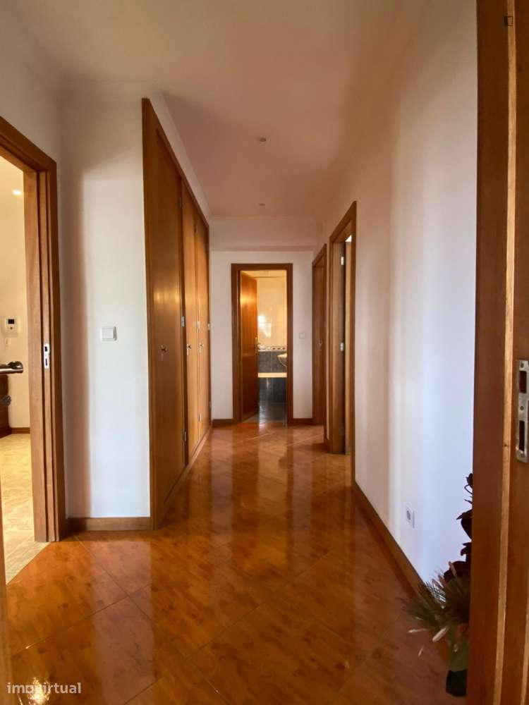 Apartamento com 3 quartos - localizado em Mafamude Vila nova de gaia - Grande imagem: 3/9