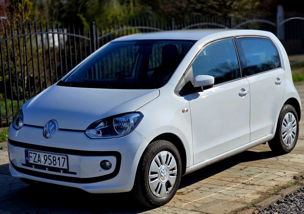 Volkswagen Up! BlueMotion Technology move 2014