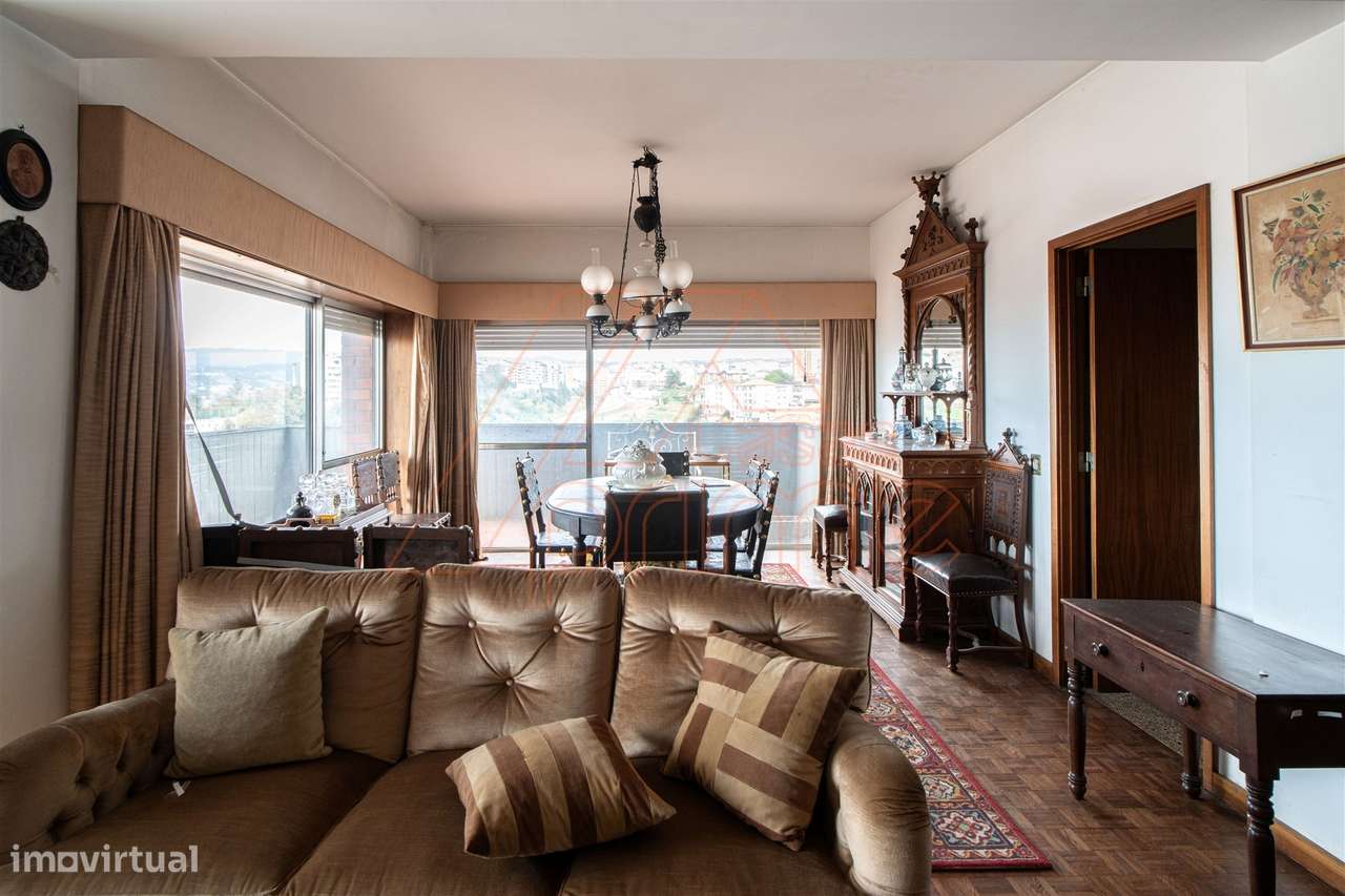 Apartamento T5 - Conchada - Coimbra/Venda - Grande imagem: 4/32