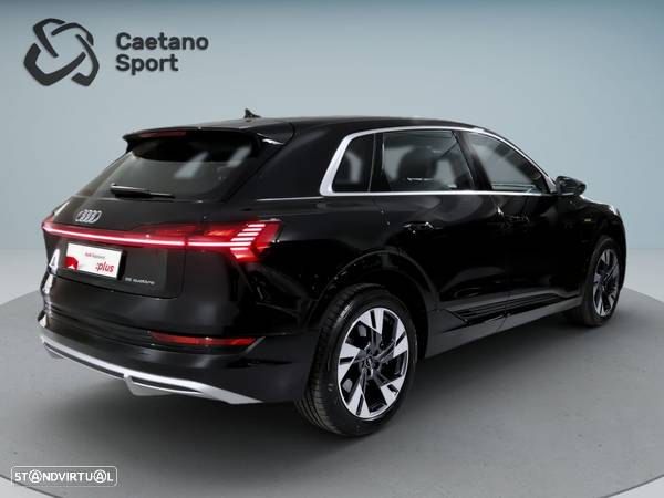 Audi e-tron 55 quattro S line - 8