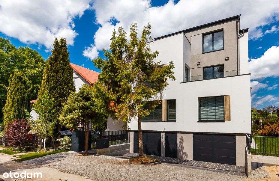 Nowy budynek podzielony na dwa apartamenty-0