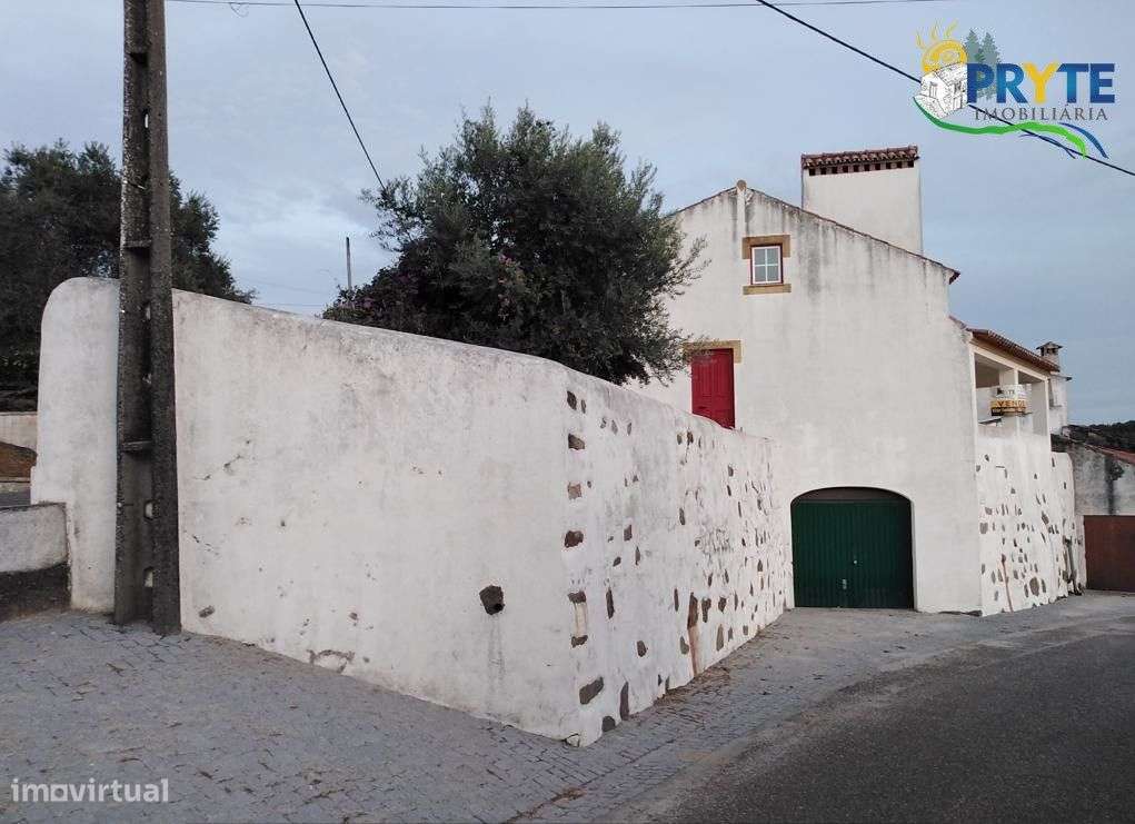 Moradia situada em Amieira do Tejo-17