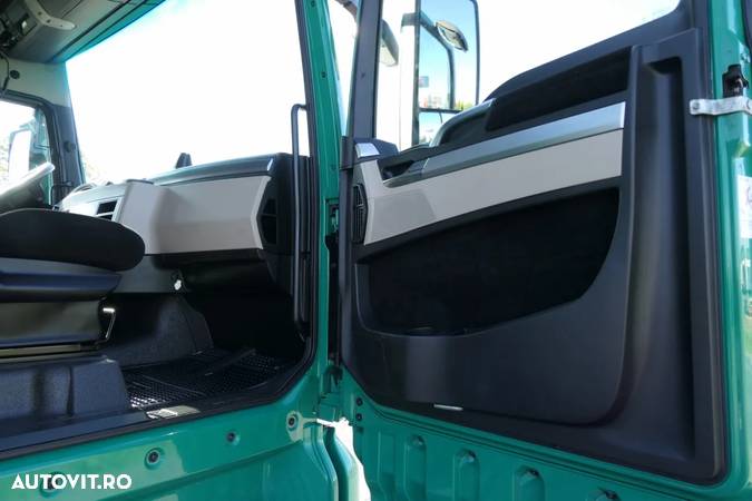 MAN TGX 18.460 / XXL / RETARDER / LOW DECK / MEGA /  EURO 6 / NAVI / 2018 AN - 39