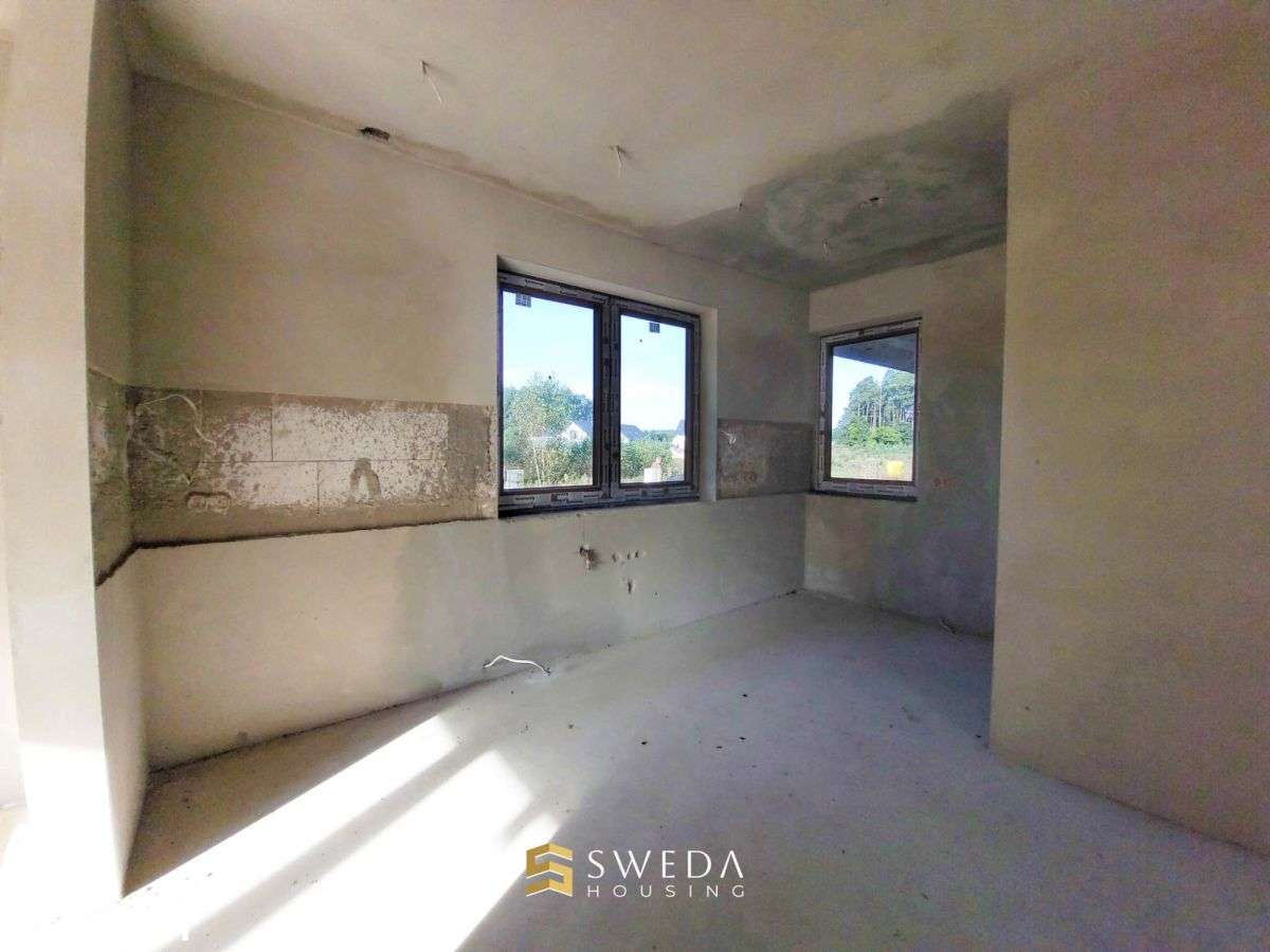 Wyjątkowy dom nad jeziorem z olbrzymim potencjałem-9