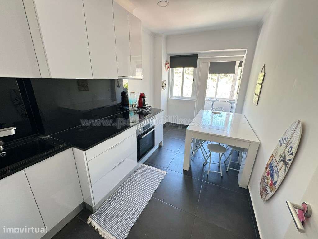 Apartamento T2 remodelado no centro da vila-5