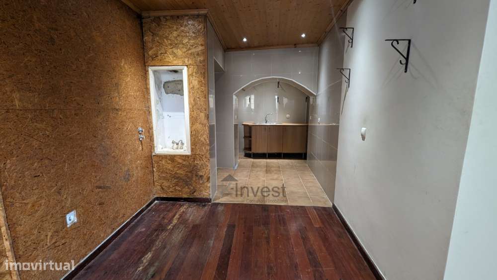 T0 junto à Av. da Liberdade –  Ótima oportunidade de investimento no c-7