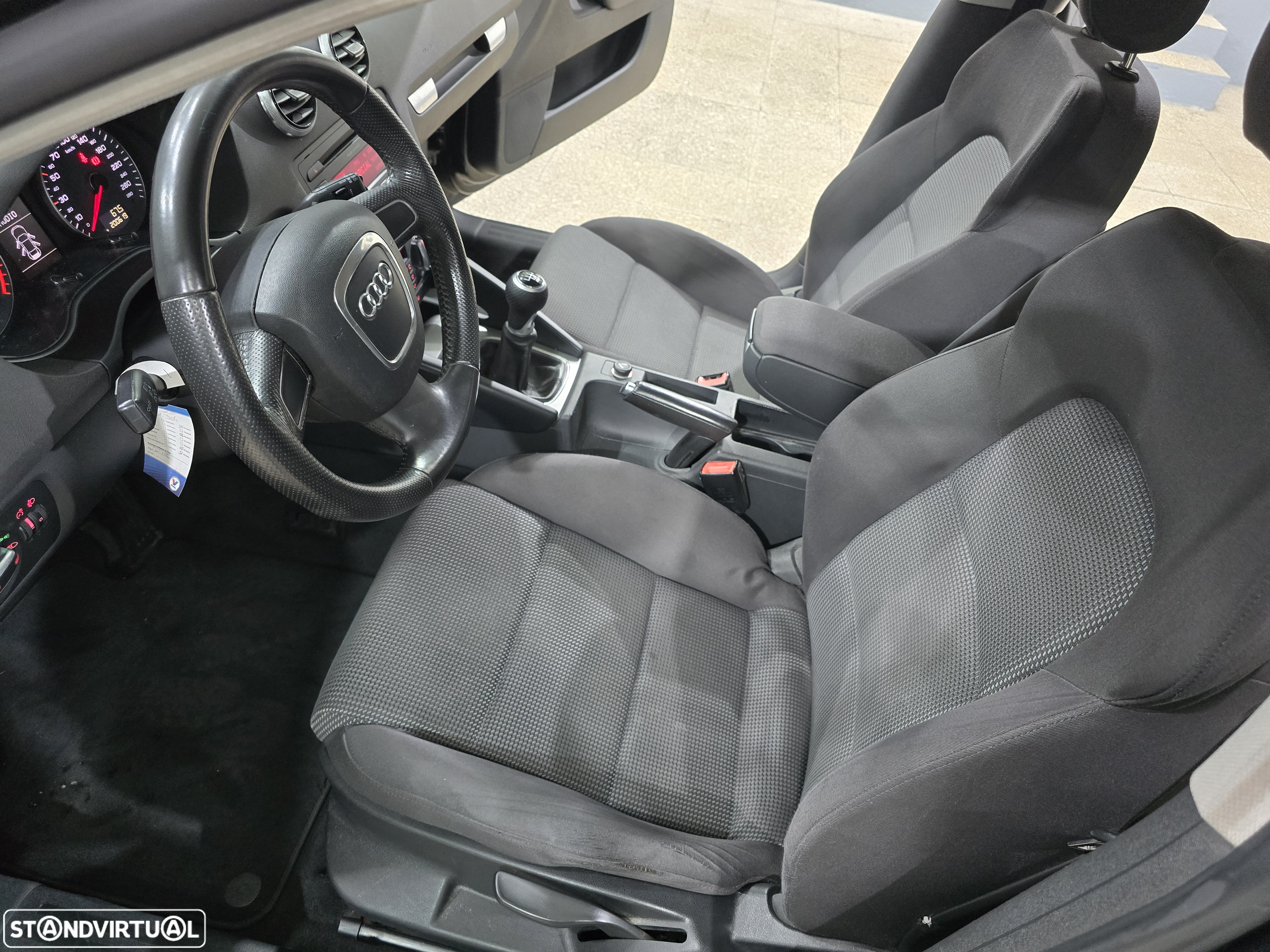 Audi A3 Sportback 1.6 TDI Attraction - 12