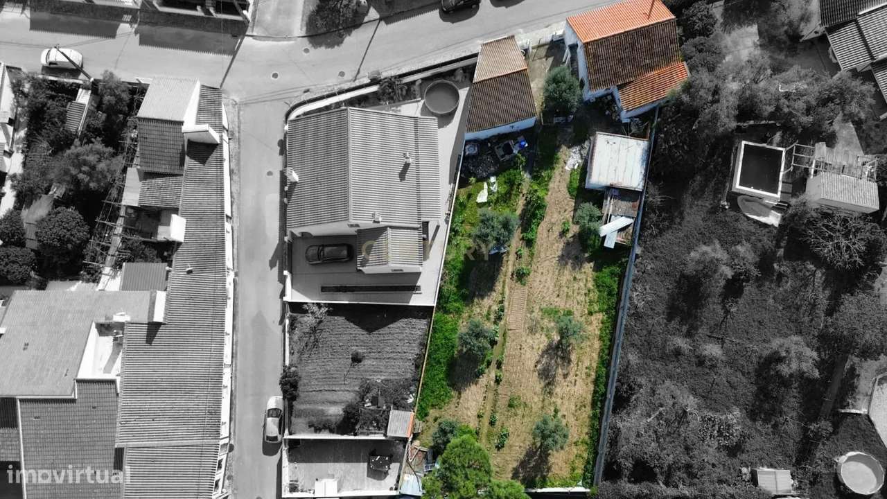 Moradia T2 + 1 com Quintal, Garagem e Anexo Sabugueiro, Arraiolos-35