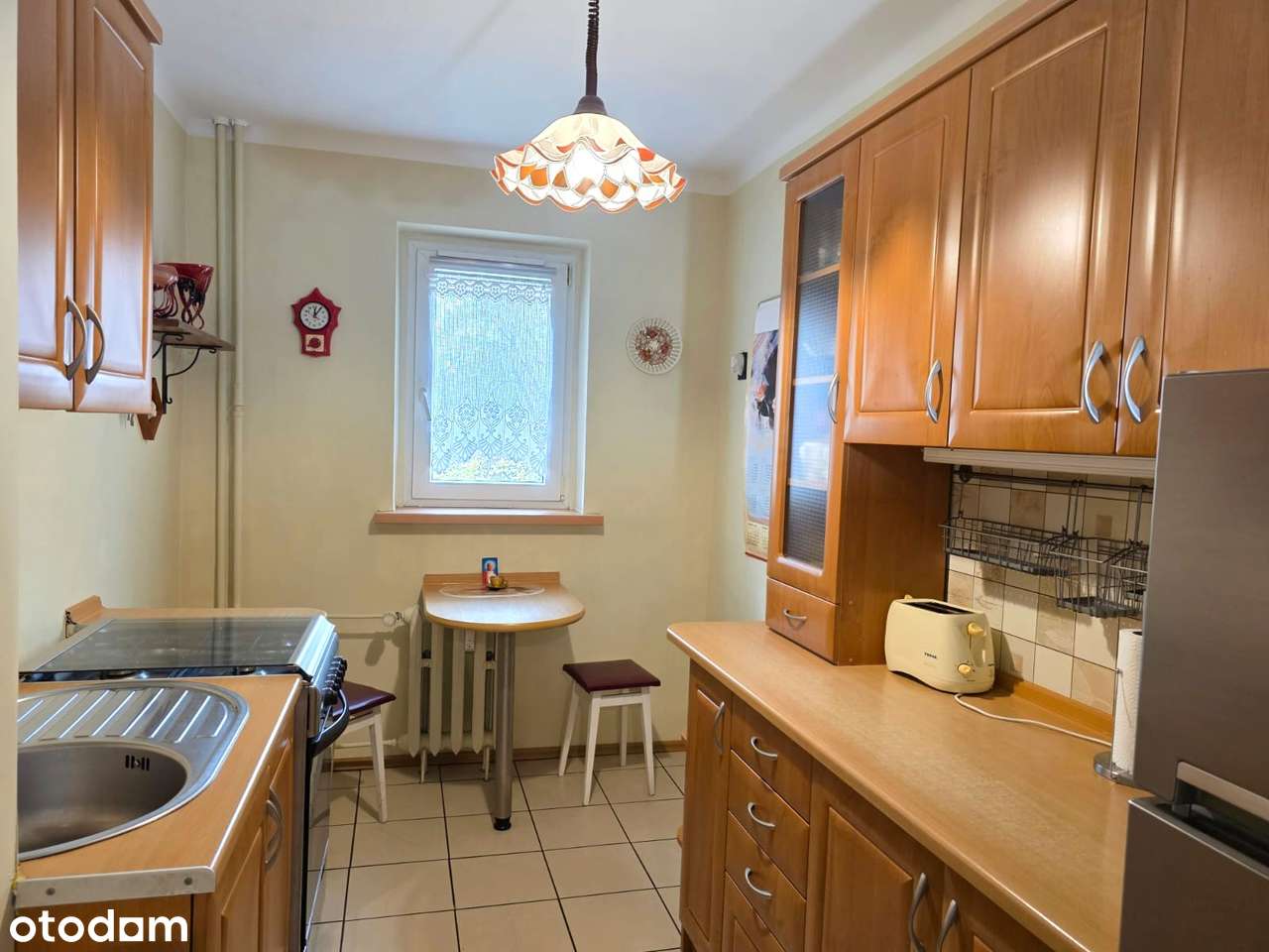 Trzypokojowe mieszkanie na niskim piętrze - Centrum miasta-1