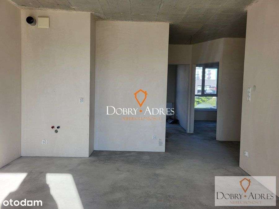 3 pokojowe mieszkanie + komórka + garaż - stan dew-5