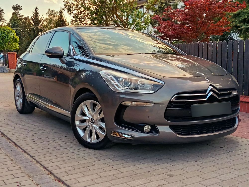 Citroën DS5 BlueHDi 120 EAT6 2012