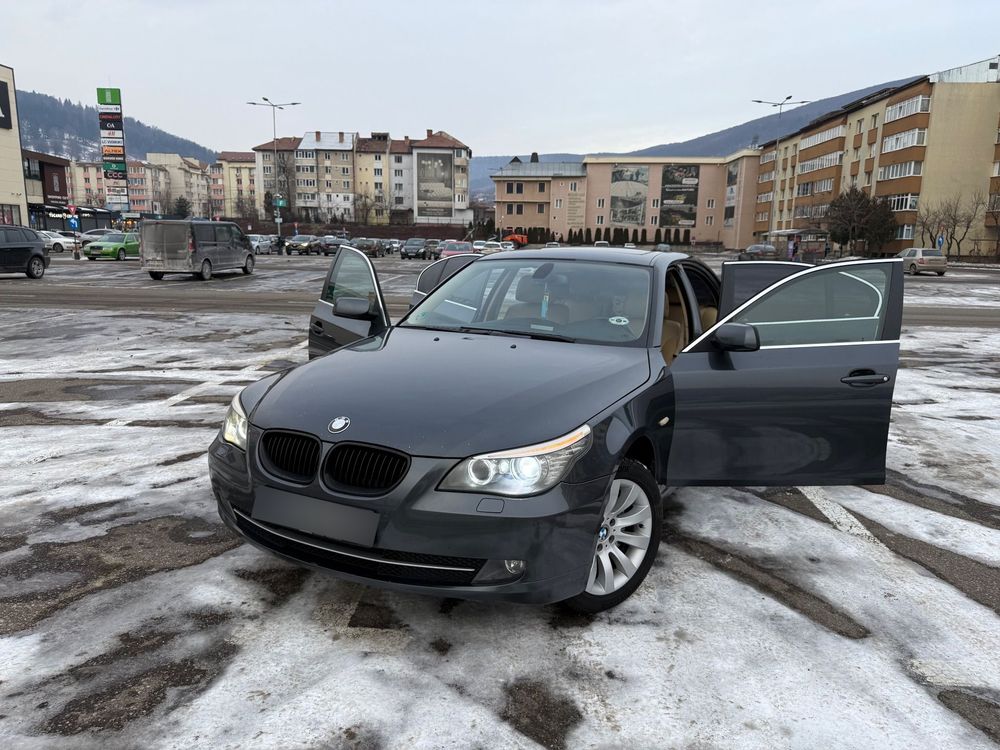 BMW 5 Series E60/E61 [2003 - 2010] 520d 2008