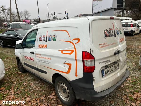 Ford Transit Courier - 4