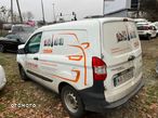 Ford Transit Courier - 4