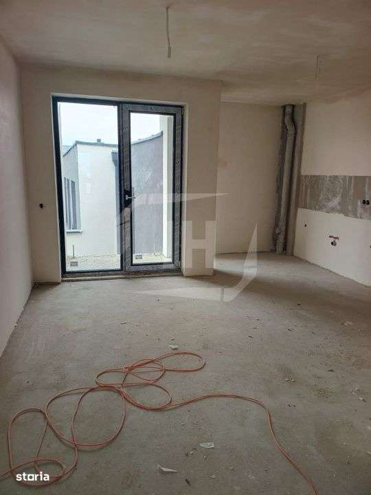 Apartament 3 camere, zona Pod Ira-1