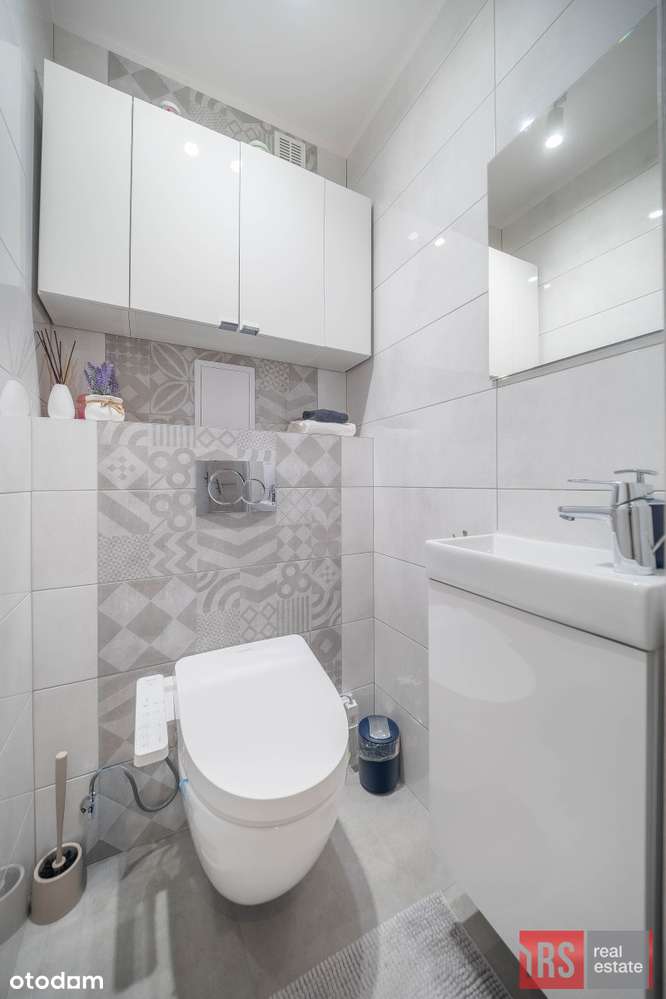 3-pokojowe mieszkanie po generalnym remoncie.-12