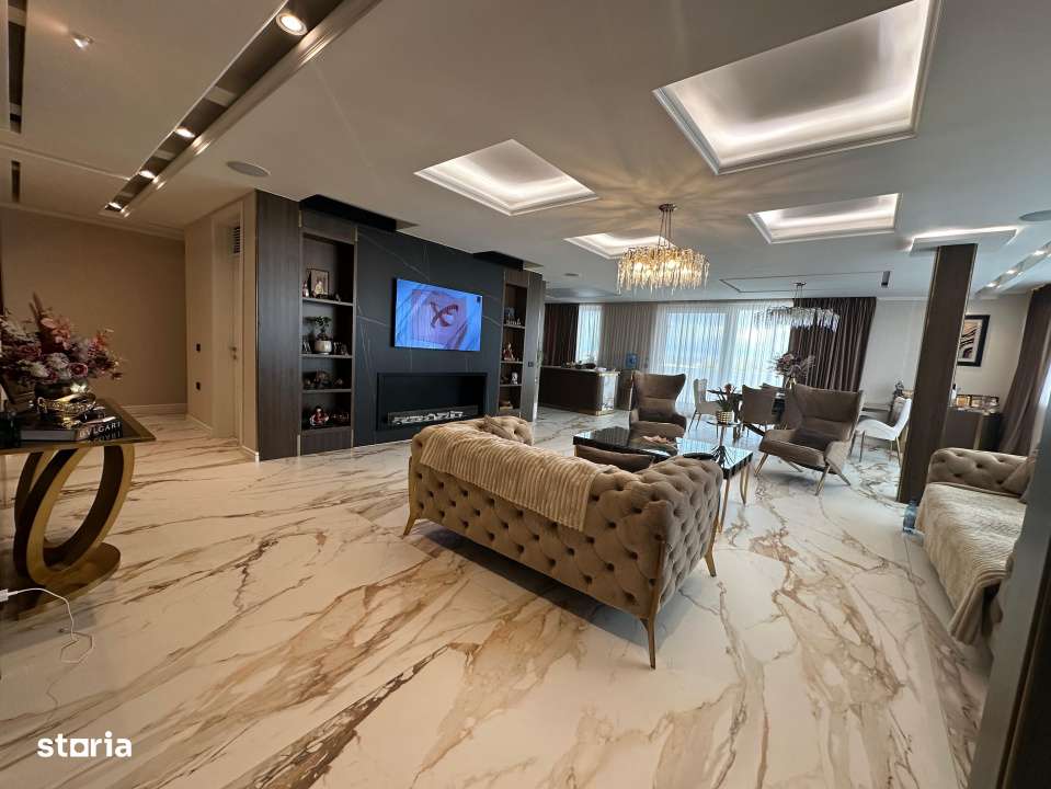 Penthouse futurist situat in Mamaia Nord-8