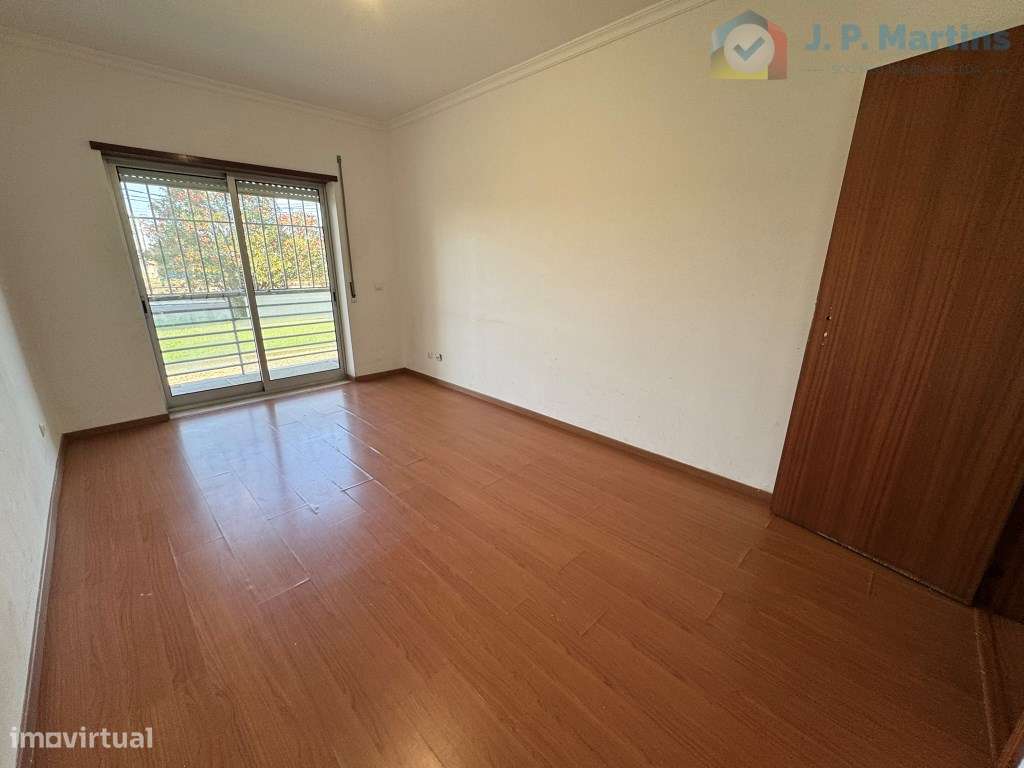 Apartamento T4 c/ varanda, Alto do Seixalinho, Barreiro-5