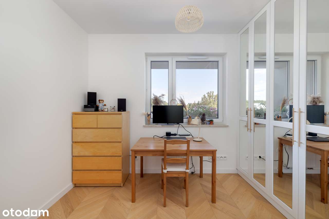 Przestronne, eleganckie mieszkanie z dużą loggią w zielonej okolicy!-6