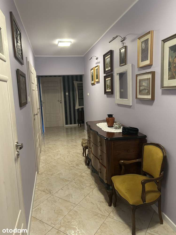 Dom w cichej okolicy - Pełny obrazek: 4/18