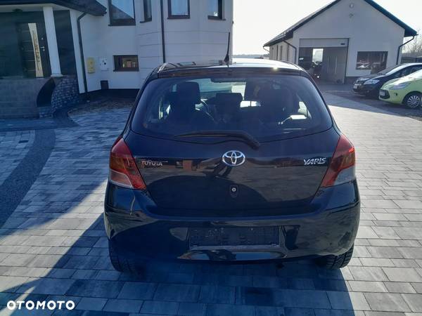 Toyota Yaris 1.33 Prestige - 6