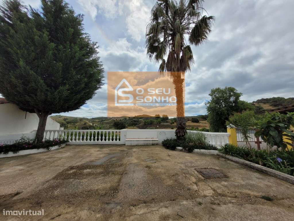 Moradia T3 com Terreno no Ameixial-24