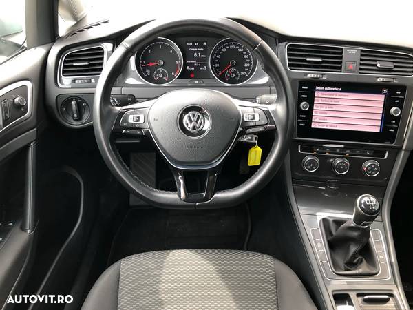 Volkswagen Golf 1.6 TDI Comfortline - 11